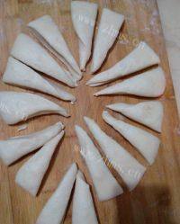 美味的葱花饼做法图解3)