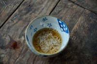 美味的黑椒脆皮肠做法图解2)