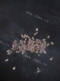 诱人的炸酱面做法图解5)
