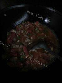 美味的西红柿瘦肉汤做法图解6)