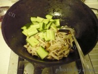 温拌双菇做法图解8)