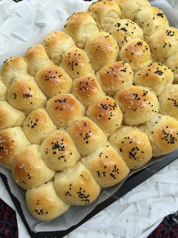 美味营养的淡奶油面包