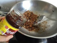 自制草菇鸡肉酱拌面做法图解6)