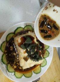 家常菜皮蛋豆腐做法图解6)