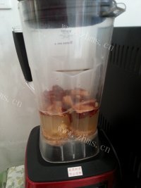 好喝的红枣黄豆胚芽豆浆做法图解4)