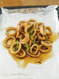独特的烤鱿鱼做法图解6)