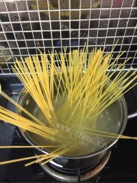 美味的意大利面做法图解2)