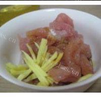 「念念不忘」皮蛋瘦肉粥做法图解1)
