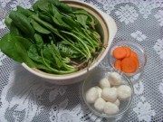 美味的菠菜鱼丸汤做法图解1)