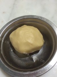 甜甜的绿豆酥做法图解4)