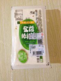 家常菜鲫鱼豆腐汤做法图解2)