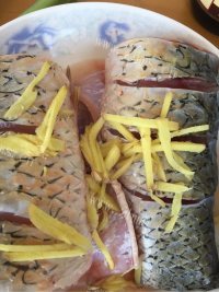 家常菜清蒸黄鱼做法图解4)