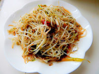 家常菜酸辣绿豆芽