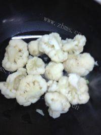 家常菜花菜炒腊肉做法图解6)