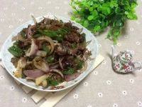 家常菜洋葱炒腊肠