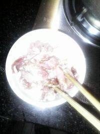 香飘十里的苦瓜肉片做法图解5)