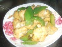 家常菜青椒炒菜花