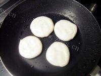 自己做的香酥牛肉饼做法图解12)