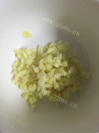 家常菜蒜蓉丝瓜做法图解2)