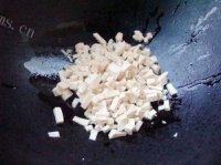 家常菜木耳烧豆腐做法图解5)