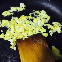 美味的蛋炒饭做法图解7)