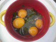 自己做的香椿炒鸡蛋的做法图解三