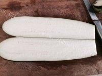 色香味俱全的蒜蓉烤茄子做法图解1)