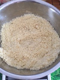 好吃的清甜苹果派做法图解4)
