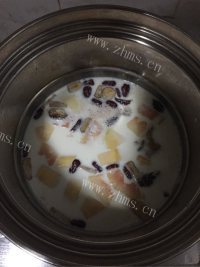 热腾腾的木瓜牛奶做法图解3)