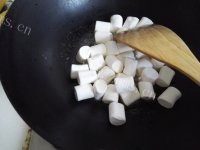 香气浓郁的抹茶牛轧糖做法图解3)