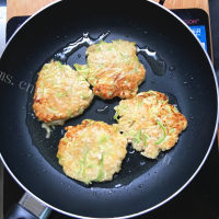 爽口的茄汁西葫芦肉饼做法图解11)
