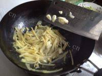 素炒土豆丝做法图解9)
