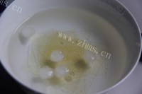 美食抹茶巴巴露佐香草奶冻做法图解1)