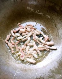 家常肉炒莲藕片做法图解2)
