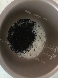 自己做的黑米粥做法图解1)