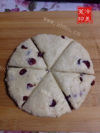 自制奶油奶酪全麦蔓越莓司康做法图解12)