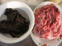 家常菜海带牛肉汤做法图解1)