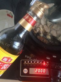 家常菜肉炒豇豆做法图解5)