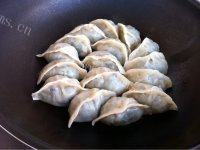 自己做的生煎饺子做法图解4)
