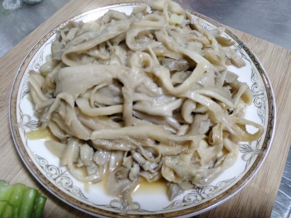 营养丰富的炒蘑菇