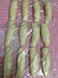 自制绿豆饼做法图解9)