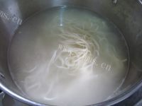 唇齿留香的肉丝面做法图解6)
