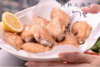 美味的黄金鸡翅