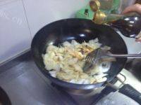 家常菜白菜炒干豆腐做法图解7)