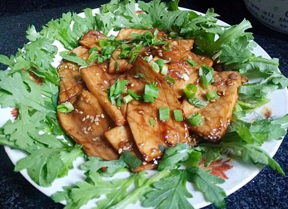 营养丰富的酱汁杏鲍菇