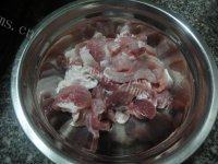 家常菜麻辣粉蒸肉做法图解2)