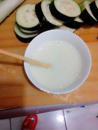 家常菜香煎茄盒做法图解4)