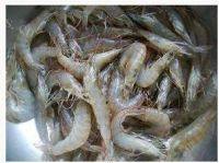 家常菜玉米豌豆炒虾仁做法图解1)