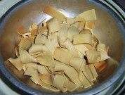 家常菜五花肉烧千张做法图解3)