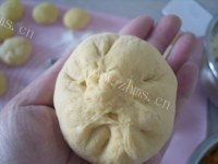 南瓜奶酪面包做法图解15)